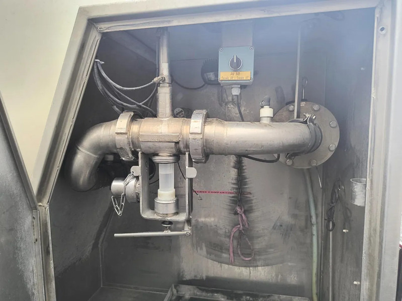 Cisternový návěs pro dopravu mléka MAISONNEUVE 29000L INSULATED INOX TANK - PUMP - SAMPLE: obrázek 7