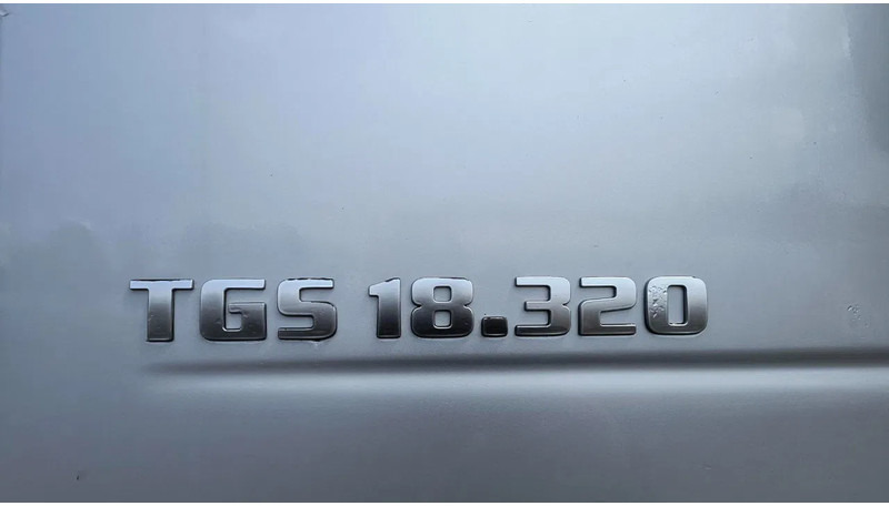 MAN TGS 18.320 EURO 5 - DHOLLANDIA TAILLIFT -FRIDGE - Chladírenský nákladní automobil: obrázek 4 MAN TGS 18.320 EURO 5 - DHOLLANDIA TAILLIFT -FRIDGE - Chladírenský nákladní automobil: obrázek 4