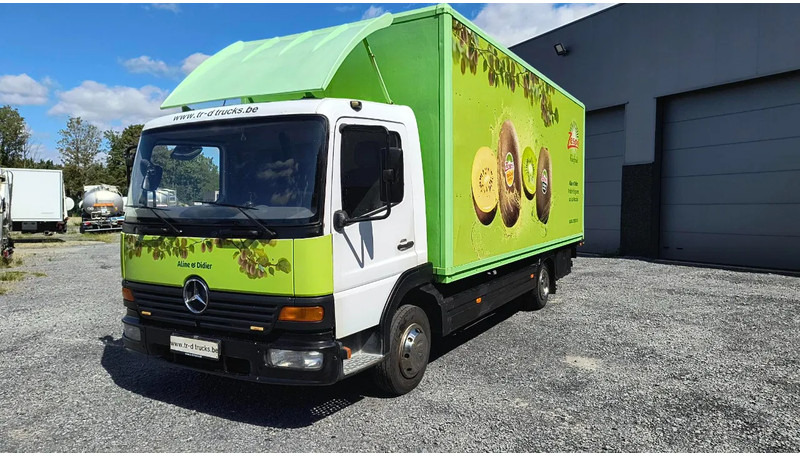 Mercedes-Benz Atego 815 - Skříňový nákladní auto: obrázek 2 Mercedes-Benz Atego 815 - Skříňový nákladní auto: obrázek 2