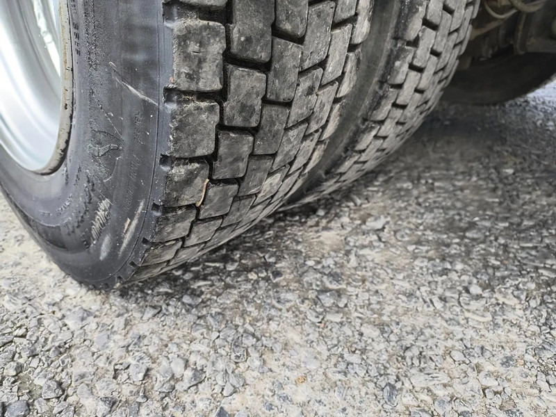 Cisternové vozidlo pro dopravu paliva Renault Midlum 220 8000L FUEL / CARBURANT TANK - 3 COMP/ A LAMES: obrázek 14