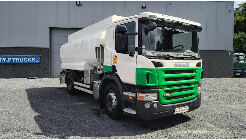 Scania P280 MANUAL GEARBOX- TANK 14000L- RETARDER - Cisternové vozidlo: obrázek 2 Scania P280 MANUAL GEARBOX- TANK 14000L- RETARDER - Cisternové vozidlo: obrázek 2