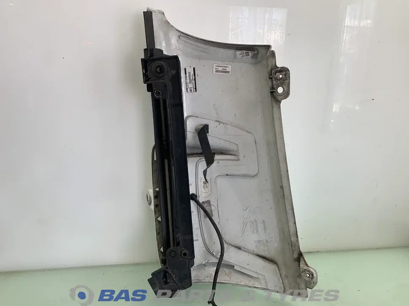 DAF CF Euro 6 - Nárazník pro Nákladní auto: obrázek 2 DAF CF Euro 6 - Nárazník pro Nákladní auto: obrázek 2