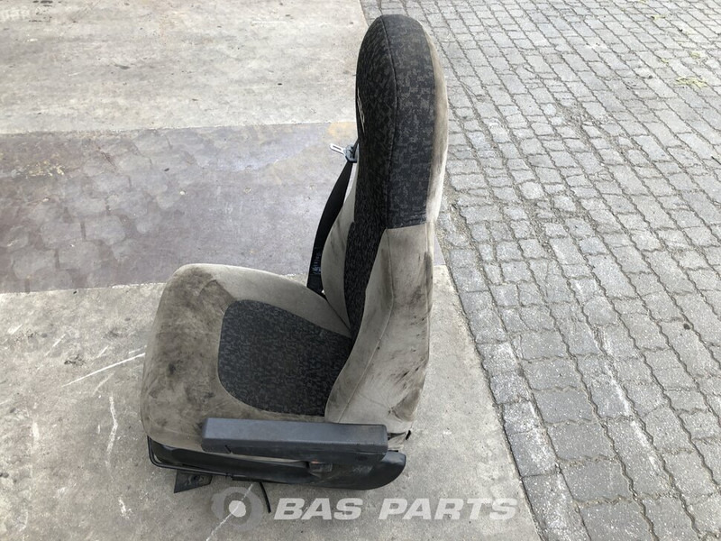 DAF CF75 Euro 4-5 - Sedaček pro Nákladní auto: obrázek 2 DAF CF75 Euro 4-5 - Sedaček pro Nákladní auto: obrázek 2