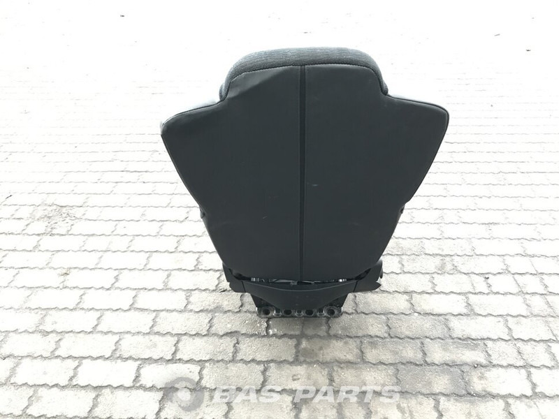 Mercedes-Benz Actros MP4 Bijrijdersstoel Mercedes A 960 910 38 03 - Sedaček pro Nákladní auto: obrázek 3 Mercedes-Benz Actros MP4 Bijrijdersstoel Mercedes A 960 910 38 03 - Sedaček pro Nákladní auto: obrázek 3