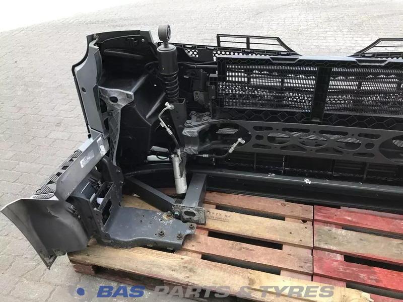 Mercedes-Benz Actros MP4 Bumper Mercedes A 961 310 15 227284 - Nárazník pro Nákladní auto: obrázek 4 Mercedes-Benz Actros MP4 Bumper Mercedes A 961 310 15 227284 - Nárazník pro Nákladní auto: obrázek 4