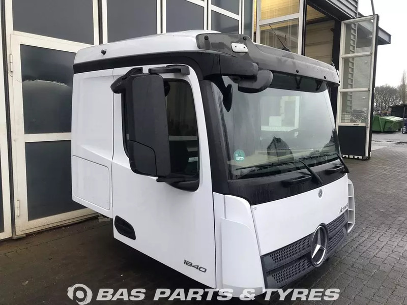 Mercedes-Benz Actros MP4 - Kabina a interiér pro Nákladní auto: obrázek 2 Mercedes-Benz Actros MP4 - Kabina a interiér pro Nákladní auto: obrázek 2