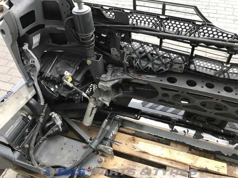 Mercedes-Benz Antos MP4 Bumper Mercedes A 960 310 23 22 - Nárazník pro Nákladní auto: obrázek 4 Mercedes-Benz Antos MP4 Bumper Mercedes A 960 310 23 22 - Nárazník pro Nákladní auto: obrázek 4