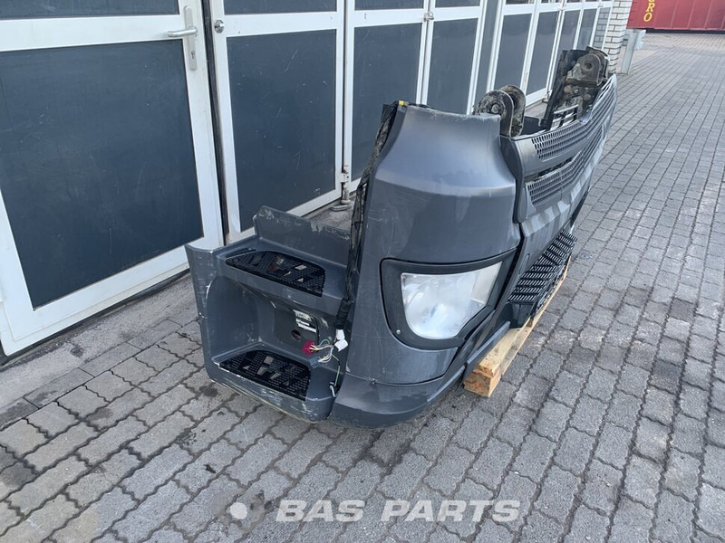 Mercedes-Benz Antos MP4 - Nárazník pro Nákladní auto: obrázek 3 Mercedes-Benz Antos MP4 - Nárazník pro Nákladní auto: obrázek 3