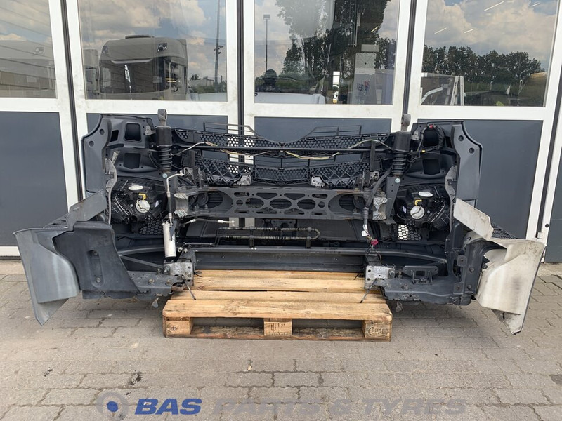 Mercedes-Benz Antos MP4 - Nárazník pro Nákladní auto: obrázek 4 Mercedes-Benz Antos MP4 - Nárazník pro Nákladní auto: obrázek 4