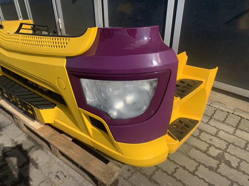 Mercedes-Benz Antos MP4 - Nárazník pro Nákladní auto: obrázek 2 Mercedes-Benz Antos MP4 - Nárazník pro Nákladní auto: obrázek 2