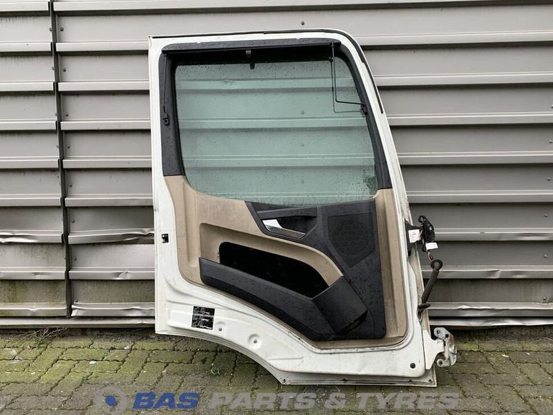 Mercedes-Benz Arocs Portier Links Mercedes A 960 720 25 03 - Dveře a díly pro Nákladní auto: obrázek 2 Mercedes-Benz Arocs Portier Links Mercedes A 960 720 25 03 - Dveře a díly pro Nákladní auto: obrázek 2