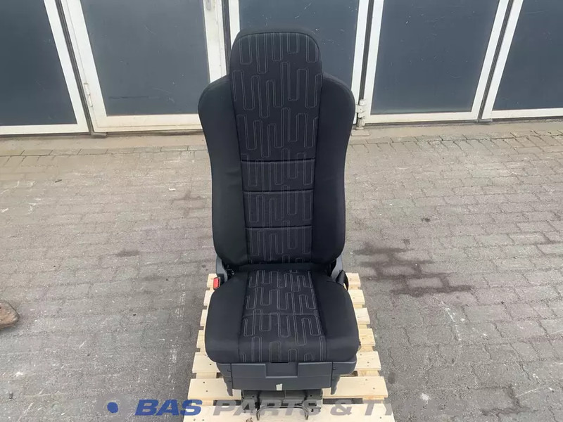 Mercedes-Benz Atego MP4 - Sedaček pro Nákladní auto: obrázek 1 Mercedes-Benz Atego MP4 - Sedaček pro Nákladní auto: obrázek 1