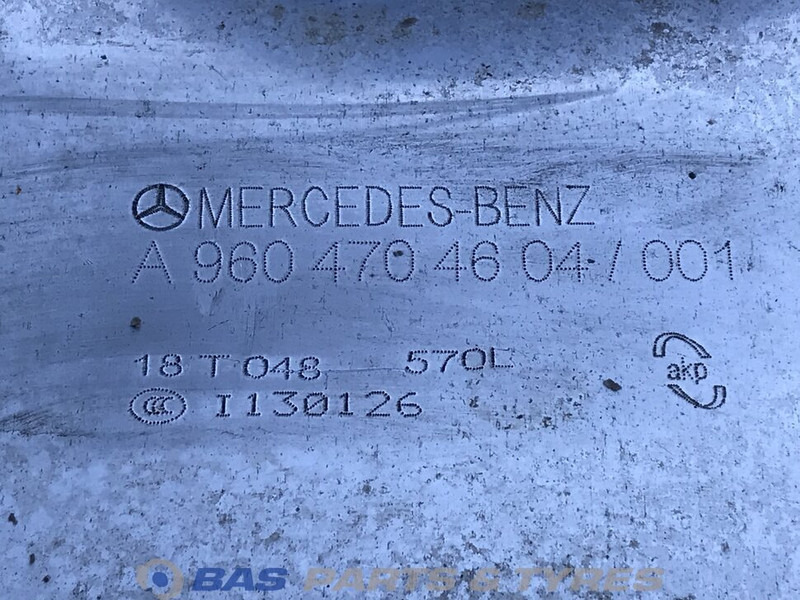 Mercedes-Benz Brandstoftank Mercedes 570 Liter A 960 475 27 03 - Palivová nádrž pro Nákladní auto: obrázek 5 Mercedes-Benz Brandstoftank Mercedes 570 Liter A 960 475 27 03 - Palivová nádrž pro Nákladní auto: obrázek 5