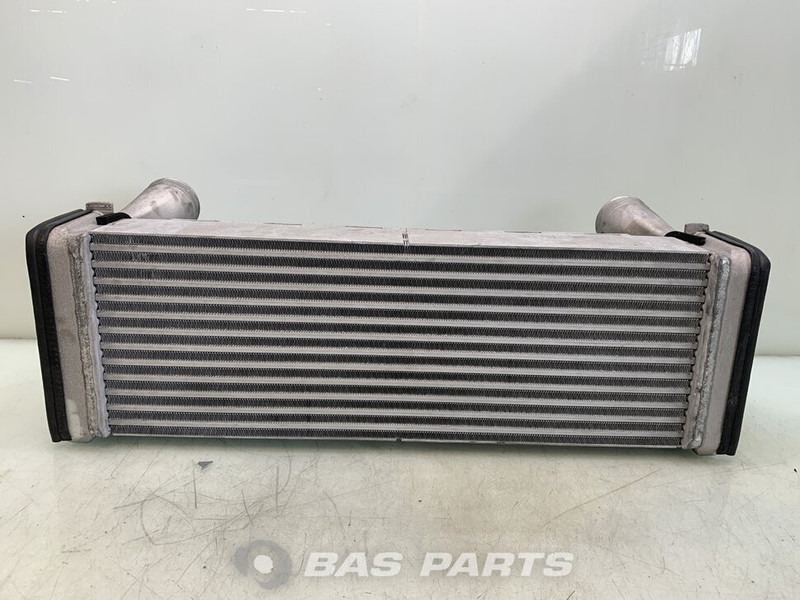 Mercedes-Benz - Intercooler pro Nákladní auto: obrázek 2 Mercedes-Benz - Intercooler pro Nákladní auto: obrázek 2