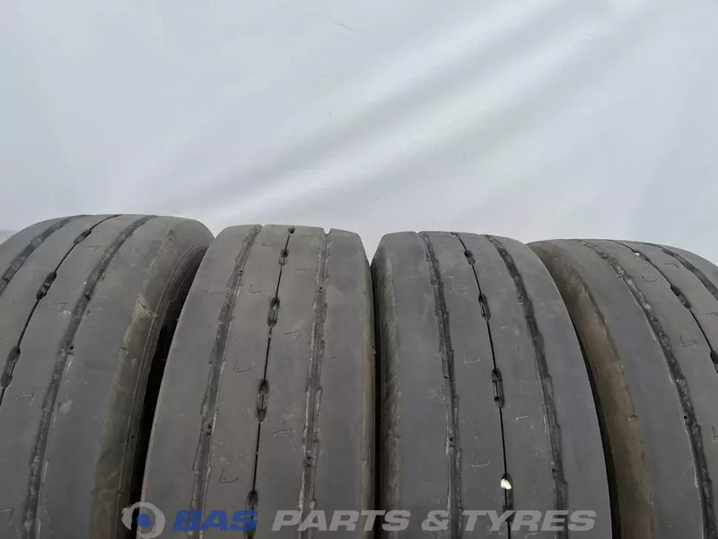 Michelin Michelin 205/65R17.5 X Multi T2 132/130 J M+S 3PMSF gebruikte set - Pneumatiky pro Nákladní auto: obrázek 2 Michelin Michelin 205/65R17.5 X Multi T2 132/130 J M+S 3PMSF gebruikte set - Pneumatiky pro Nákladní auto: obrázek 2