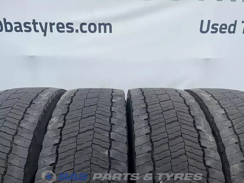 Michelin Michelin 315/70R22.5 X MULTI D 154/150 M+S 3PMSF gebruikte set - Pneumatiky pro Nákladní auto: obrázek 2 Michelin Michelin 315/70R22.5 X MULTI D 154/150 M+S 3PMSF gebruikte set - Pneumatiky pro Nákladní auto: obrázek 2
