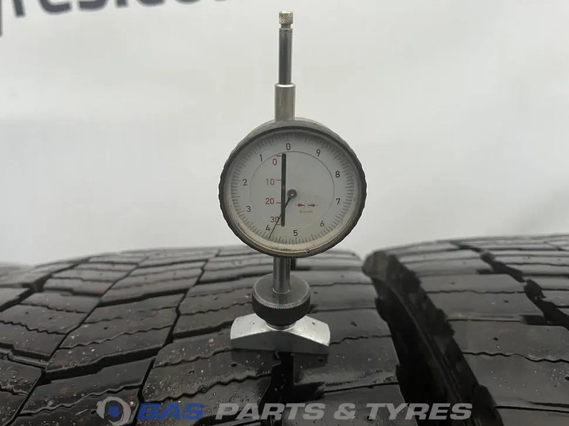 Michelin Michelin 315/70R22.5 X MULTI D 154/150 M+S 3PMSF gebruikte set - Pneumatiky pro Nákladní auto: obrázek 3 Michelin Michelin 315/70R22.5 X MULTI D 154/150 M+S 3PMSF gebruikte set - Pneumatiky pro Nákladní auto: obrázek 3