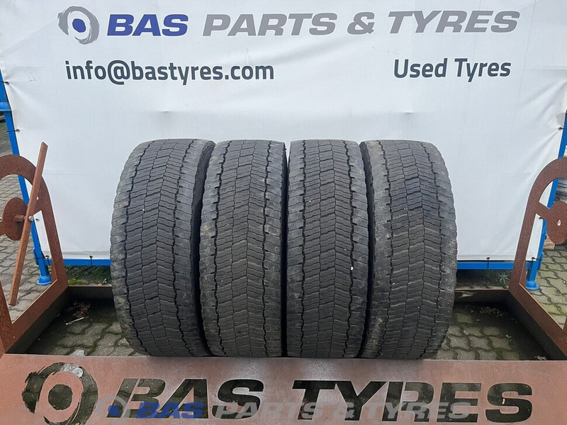 Michelin Michelin 315/70R22.5 X MULTI D 154/150 M+S 3PMSF gebruikte set - Pneumatiky pro Nákladní auto: obrázek 1 Michelin Michelin 315/70R22.5 X MULTI D 154/150 M+S 3PMSF gebruikte set - Pneumatiky pro Nákladní auto: obrázek 1