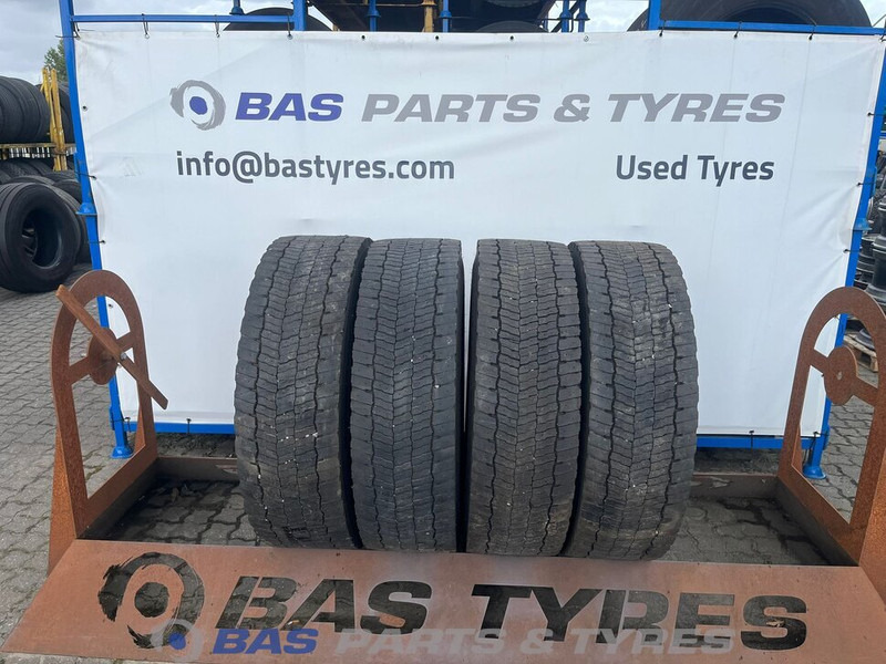Michelin Michelin 315/80R22.5 X MULTI D 156/150 M+S 3PMSF gebruikte set - Pneumatiky pro Nákladní auto: obrázek 1 Michelin Michelin 315/80R22.5 X MULTI D 156/150 M+S 3PMSF gebruikte set - Pneumatiky pro Nákladní auto: obrázek 1