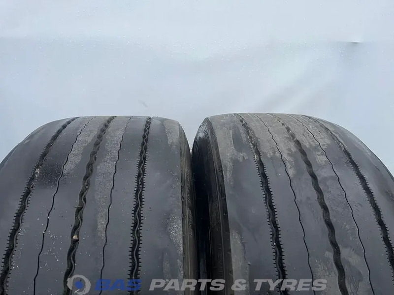 Michelin Michelin 385/55R22.5 X Multi F 160 K M+S 3PMSF gebruikte set - Pneumatiky pro Nákladní auto: obrázek 2 Michelin Michelin 385/55R22.5 X Multi F 160 K M+S 3PMSF gebruikte set - Pneumatiky pro Nákladní auto: obrázek 2