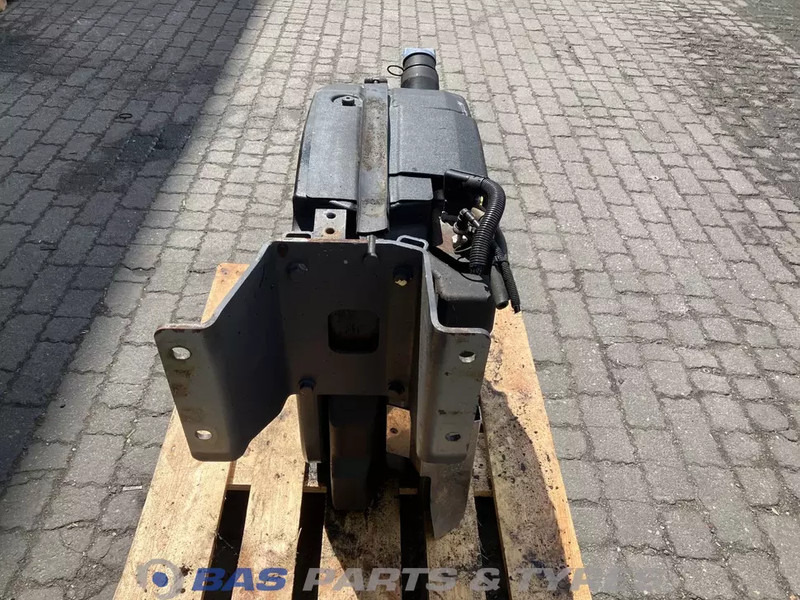 DAF DAF AdBlue tank 1928707 - Náhradní díly pro Nákladní auto: obrázek 3 DAF DAF AdBlue tank 1928707 - Náhradní díly pro Nákladní auto: obrázek 3