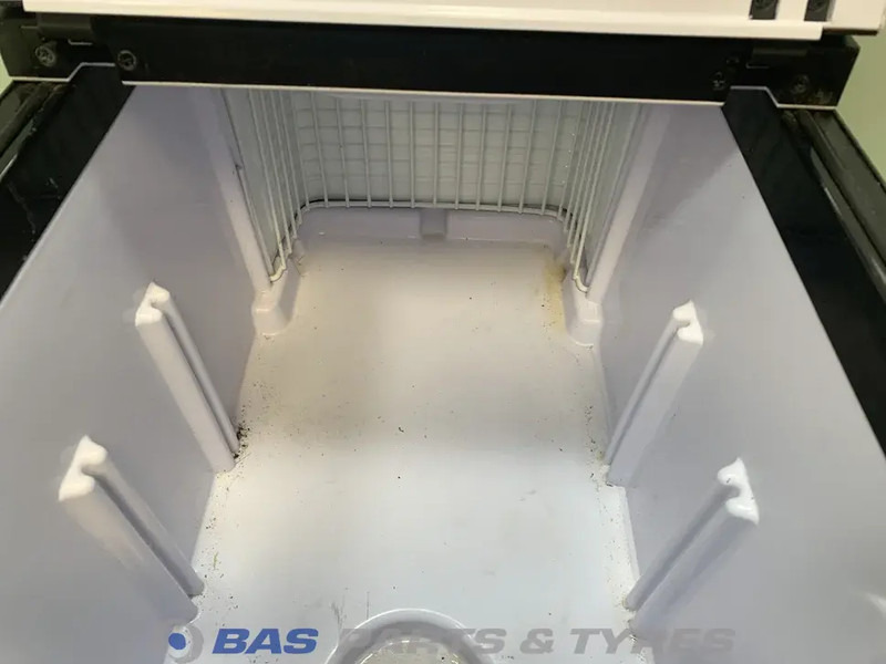 DAF XF106 Koelkast DAF 40 Liter 1845851 - Náhradní díly pro Nákladní auto: obrázek 4 DAF XF106 Koelkast DAF 40 Liter 1845851 - Náhradní díly pro Nákladní auto: obrázek 4