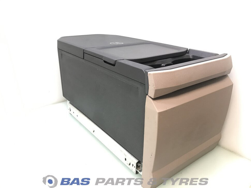 DAF XG Koelkast DAF 35 Liter 2318729 - Náhradní díly pro Nákladní auto: obrázek 1 DAF XG Koelkast DAF 35 Liter 2318729 - Náhradní díly pro Nákladní auto: obrázek 1