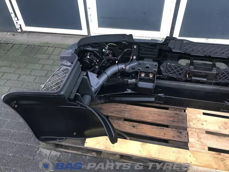 Renault D-Serie Bumper Renault 7482642303 - Nárazník pro Nákladní auto: obrázek 4 Renault D-Serie Bumper Renault 7482642303 - Nárazník pro Nákladní auto: obrázek 4