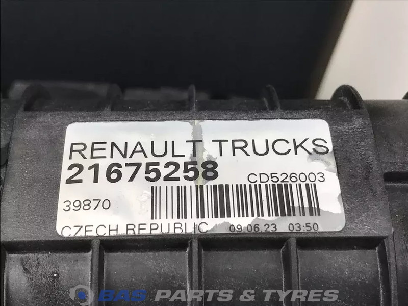 Renault D-Serie - Chladič pro Nákladní auto: obrázek 3 Renault D-Serie - Chladič pro Nákladní auto: obrázek 3