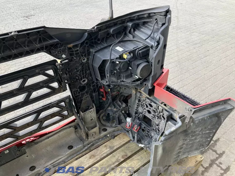 Renault T-Serie Bumper Renault 7482291437 - Nárazník pro Nákladní auto: obrázek 4 Renault T-Serie Bumper Renault 7482291437 - Nárazník pro Nákladní auto: obrázek 4