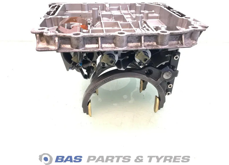 Renault Versnellingsbakdeksel Renault 7421244590 - Převodovka pro Nákladní auto: obrázek 2 Renault Versnellingsbakdeksel Renault 7421244590 - Převodovka pro Nákladní auto: obrázek 2