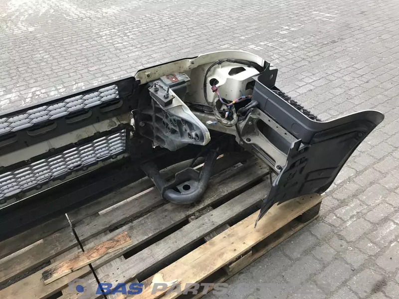 Volvo FE Euro 6 - Nárazník pro Nákladní auto: obrázek 5 Volvo FE Euro 6 - Nárazník pro Nákladní auto: obrázek 5