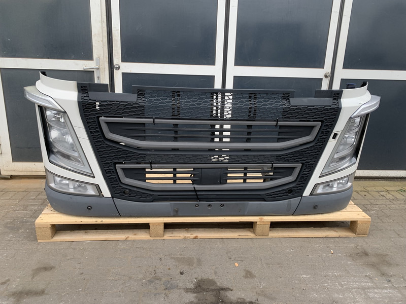 Volvo FH4 Bumper Volvo 21221138 - Nárazník pro Nákladní auto: obrázek 1 Volvo FH4 Bumper Volvo 21221138 - Nárazník pro Nákladní auto: obrázek 1