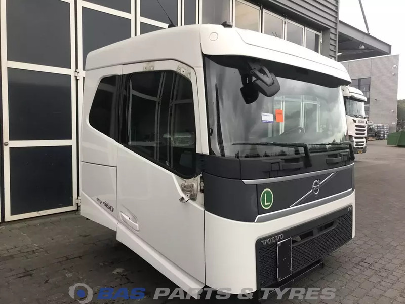 Volvo FH4 Volvo Sleeper Cab L2H1 82271553 - Kabina a interiér pro Nákladní auto: obrázek 2 Volvo FH4 Volvo Sleeper Cab L2H1 82271553 - Kabina a interiér pro Nákladní auto: obrázek 2