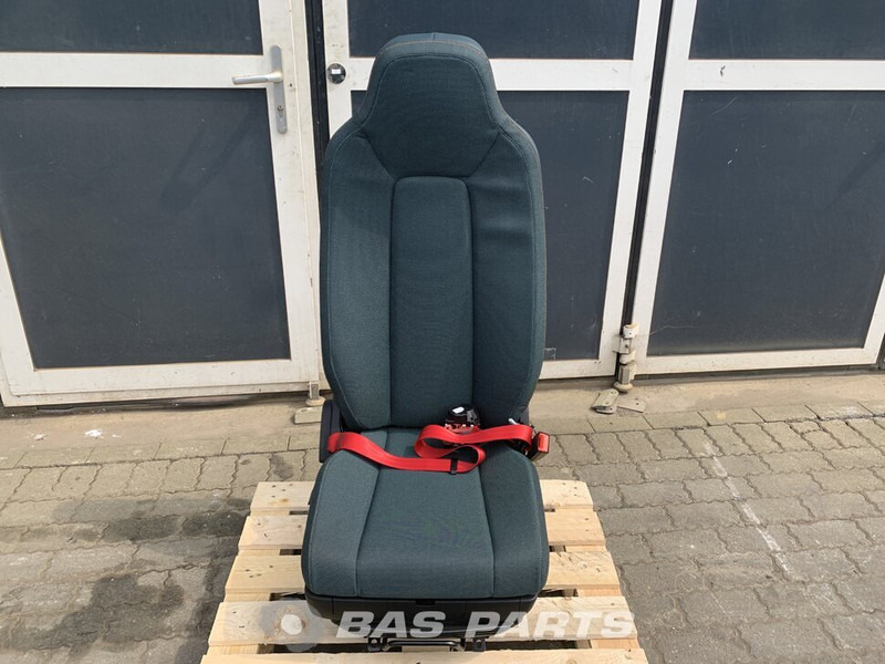 Volvo FL/FE - Sedaček pro Nákladní auto: obrázek 1 Volvo FL/FE - Sedaček pro Nákladní auto: obrázek 1