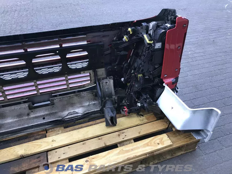 Volvo FM4 Bumper Volvo 21221129 - Nárazník pro Nákladní auto: obrázek 5 Volvo FM4 Bumper Volvo 21221129 - Nárazník pro Nákladní auto: obrázek 5