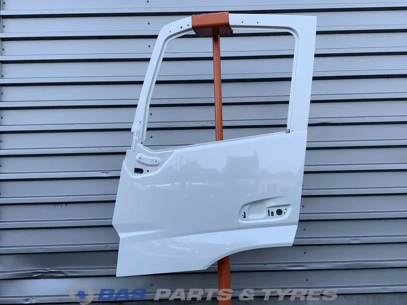 Volvo FM5 - Dveře a díly pro Nákladní auto: obrázek 1 Volvo FM5 - Dveře a díly pro Nákladní auto: obrázek 1