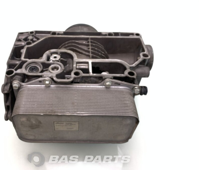 Volvo Oliekoeler Volvo 20860484 - Chladič oleje pro Nákladní auto: obrázek 4 Volvo Oliekoeler Volvo 20860484 - Chladič oleje pro Nákladní auto: obrázek 4