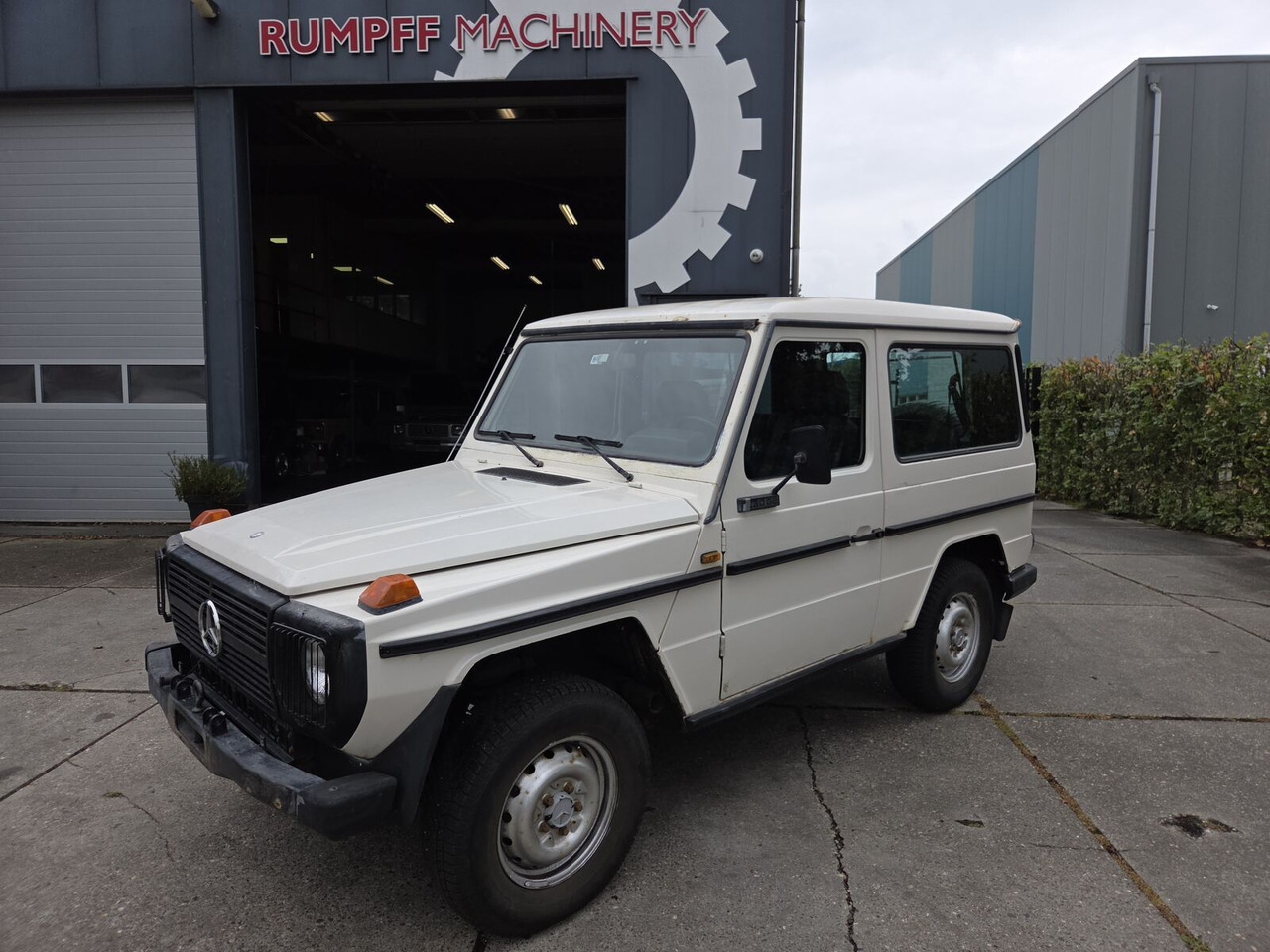 Mercedes-Benz G-klasse 230GE 1985 SUV - SUV: obrázek 1 Mercedes-Benz G-klasse 230GE 1985 SUV - SUV: obrázek 1