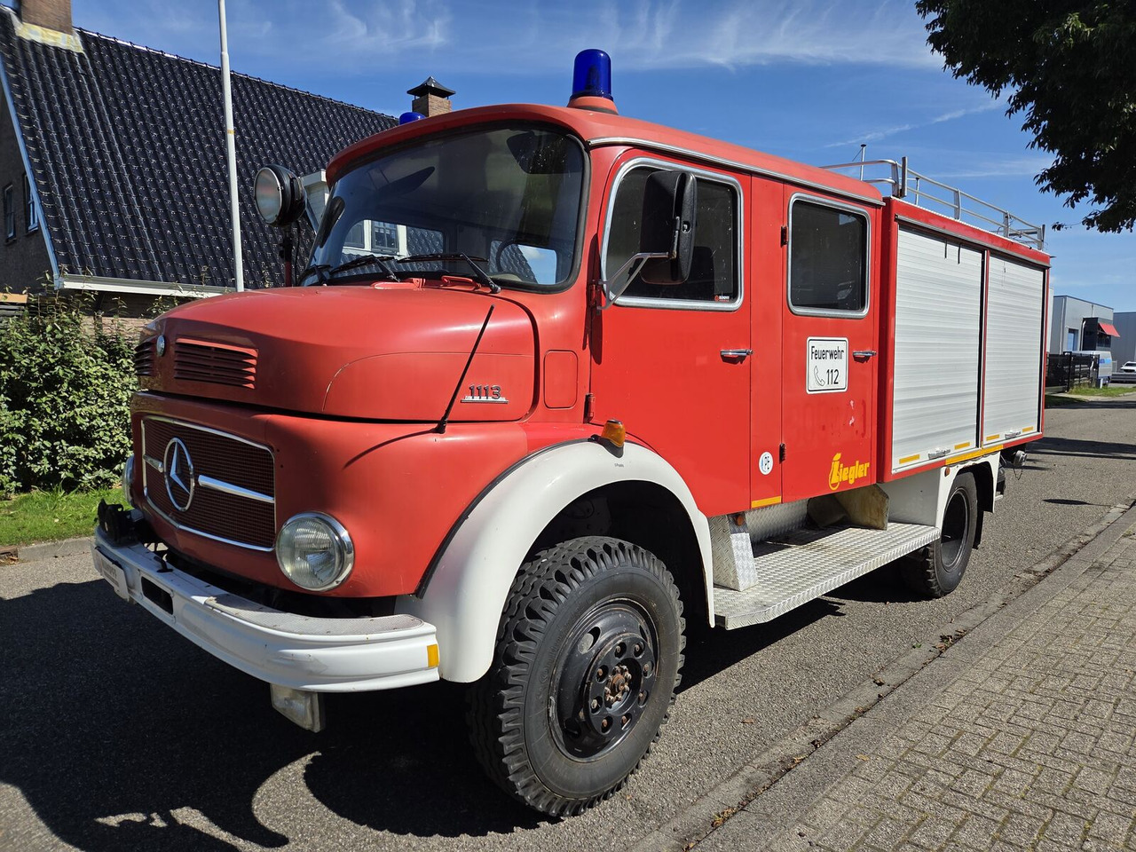Mercedes-Benz LAF 1113 B 4X4 Turbo Diesel (170 PK) brandweerwagen - Hasičský vůz: obrázek 2 Mercedes-Benz LAF 1113 B 4X4 Turbo Diesel (170 PK) brandweerwagen - Hasičský vůz: obrázek 2