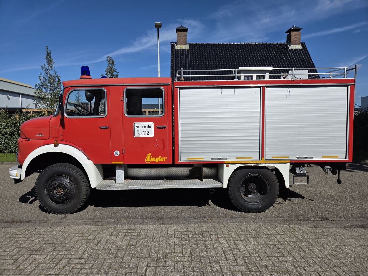 Mercedes-Benz LAF 1113 B 4X4 Turbo Diesel (170 PK) brandweerwagen - Hasičský vůz: obrázek 1 Mercedes-Benz LAF 1113 B 4X4 Turbo Diesel (170 PK) brandweerwagen - Hasičský vůz: obrázek 1