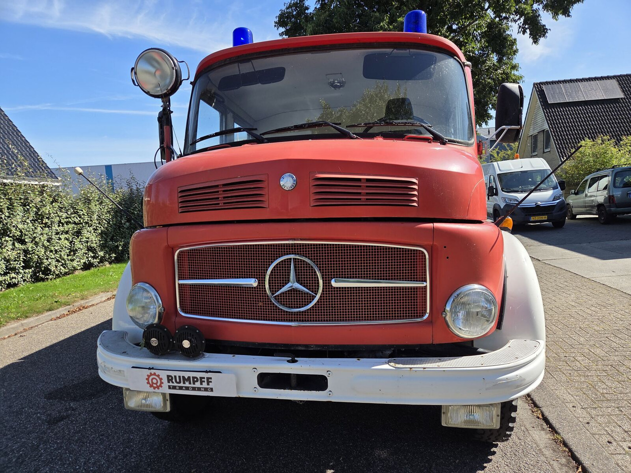 Mercedes-Benz LAF 1113 B 4X4 Turbo Diesel (170 PK) brandweerwagen - Hasičský vůz: obrázek 3 Mercedes-Benz LAF 1113 B 4X4 Turbo Diesel (170 PK) brandweerwagen - Hasičský vůz: obrázek 3