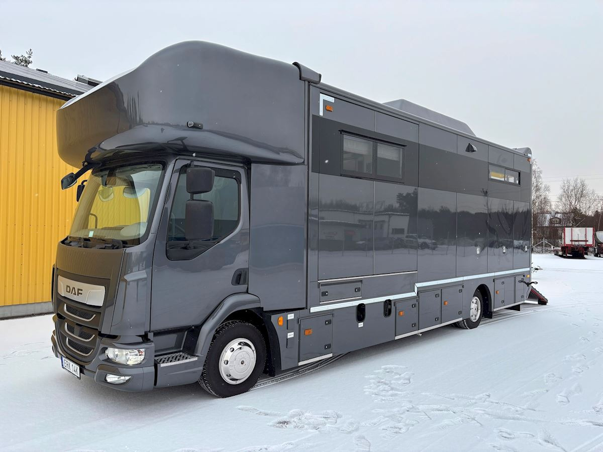 DAF Lehel horsebox 210 LF - Auto na přepravu koní: obrázek 5 DAF Lehel horsebox 210 LF - Auto na přepravu koní: obrázek 5