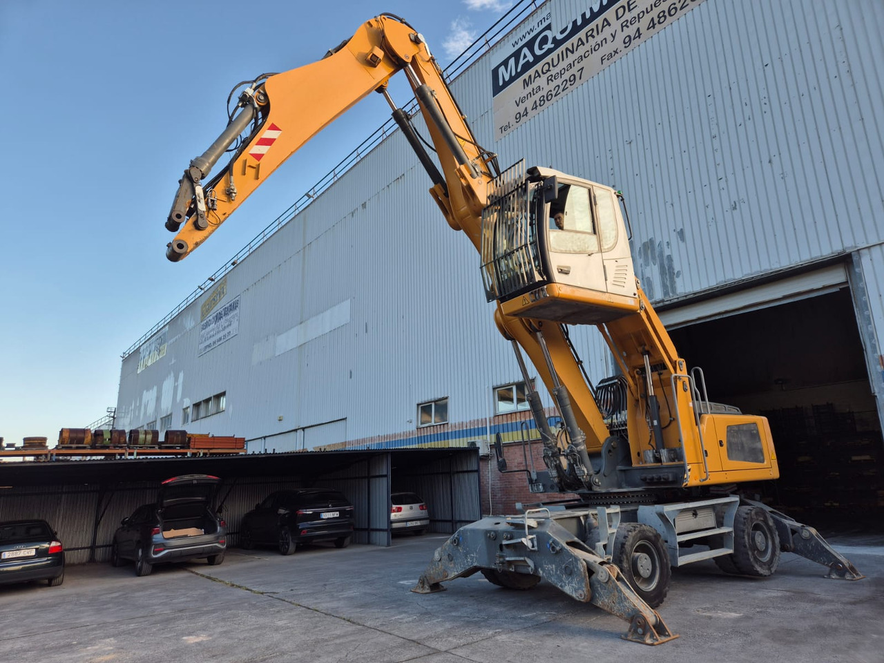 LIEBHERR LH30M - Překládkové rypadlo: obrázek 2 LIEBHERR LH30M - Překládkové rypadlo: obrázek 2