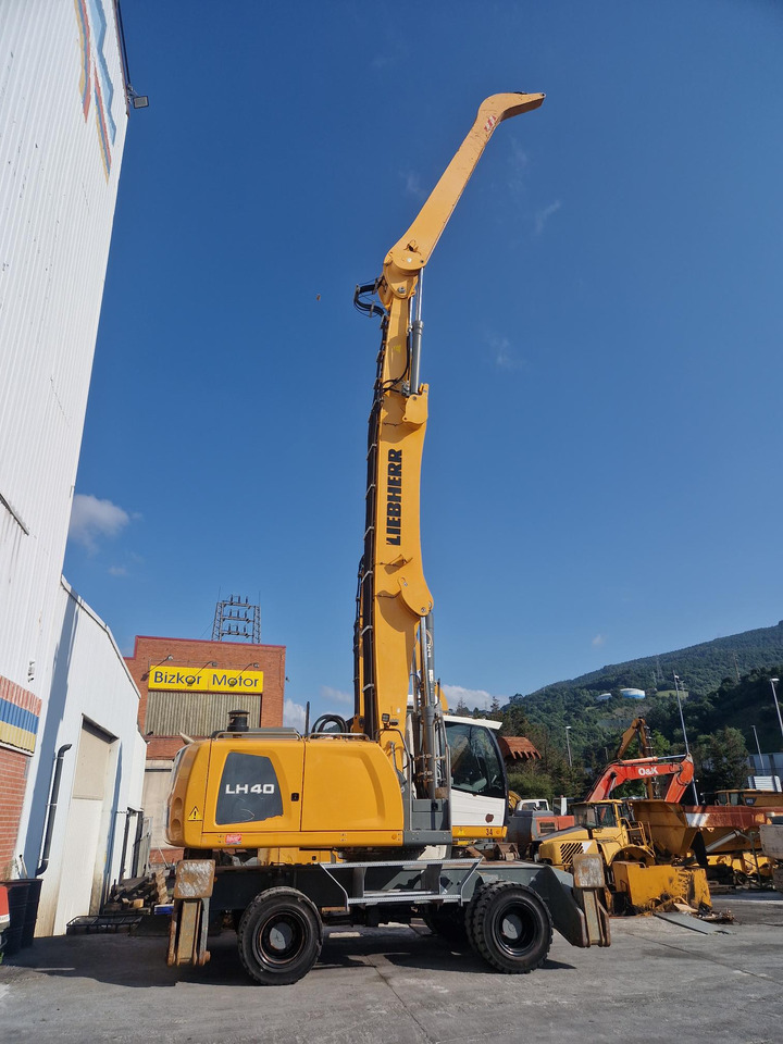 LIEBHERR LH40M - Překládkové rypadlo: obrázek 1 LIEBHERR LH40M - Překládkové rypadlo: obrázek 1