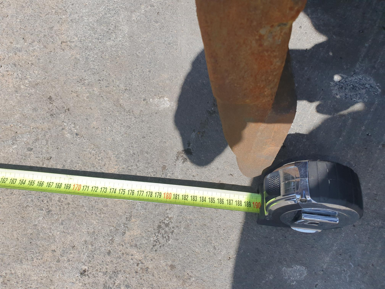 PINZA ESCOLLERA LIEBHERR - Drapák pro Stavební technika: obrázek 5 PINZA ESCOLLERA LIEBHERR - Drapák pro Stavební technika: obrázek 5