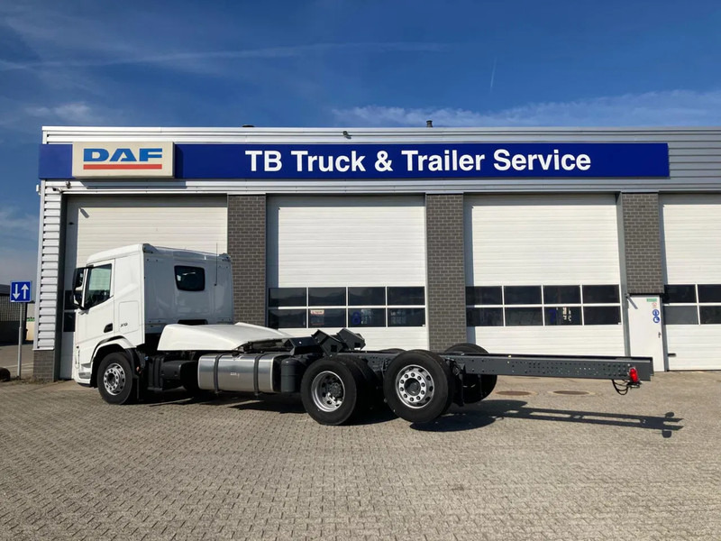 DAF XD 450 FAN CHASSIS SLEEPER CAB PTO STEERING LIFTAXLE 480WB - NEW - Podvozek s kabinou: obrázek 2 DAF XD 450 FAN CHASSIS SLEEPER CAB PTO STEERING LIFTAXLE 480WB - NEW - Podvozek s kabinou: obrázek 2