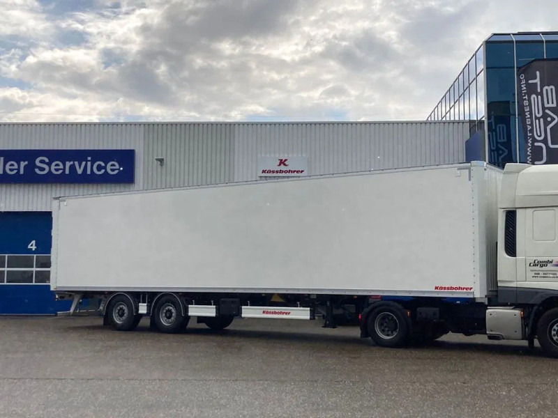 Kässbohrer SBT C / 20 - 12 / 18 Gesloten trailer TriDec Iso dak - Skříňový návěs: obrázek 4 Kässbohrer SBT C / 20 - 12 / 18 Gesloten trailer TriDec Iso dak - Skříňový návěs: obrázek 4