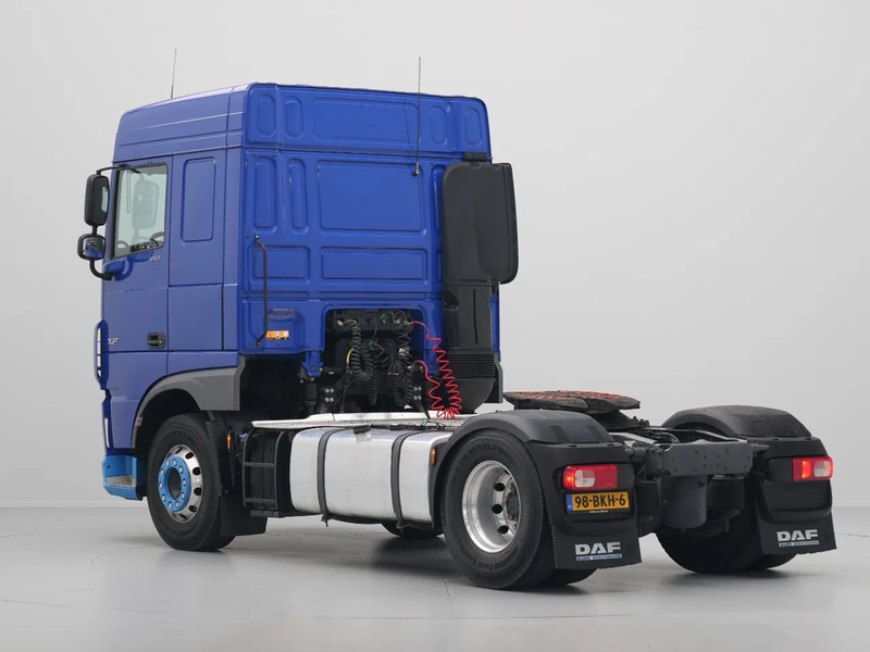 DAF XF 450 FT Space Cab, PTO - Tahač: obrázek 4 DAF XF 450 FT Space Cab, PTO - Tahač: obrázek 4