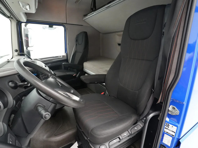 Tahač DAF XF 450 FT, Space Cab, PTO: obrázek 15